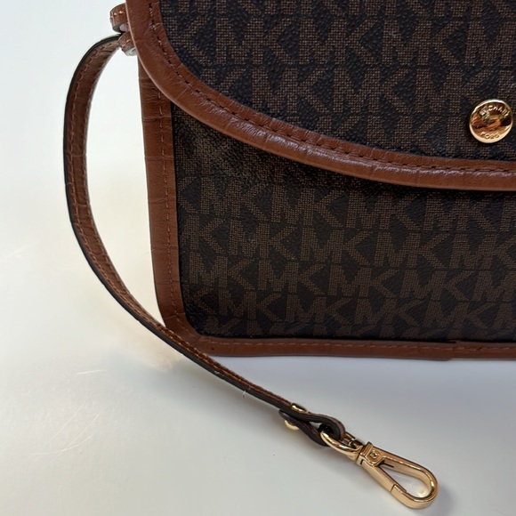 Michael Kors Coated Canvas Logo Clutch - Picture 3 of 8